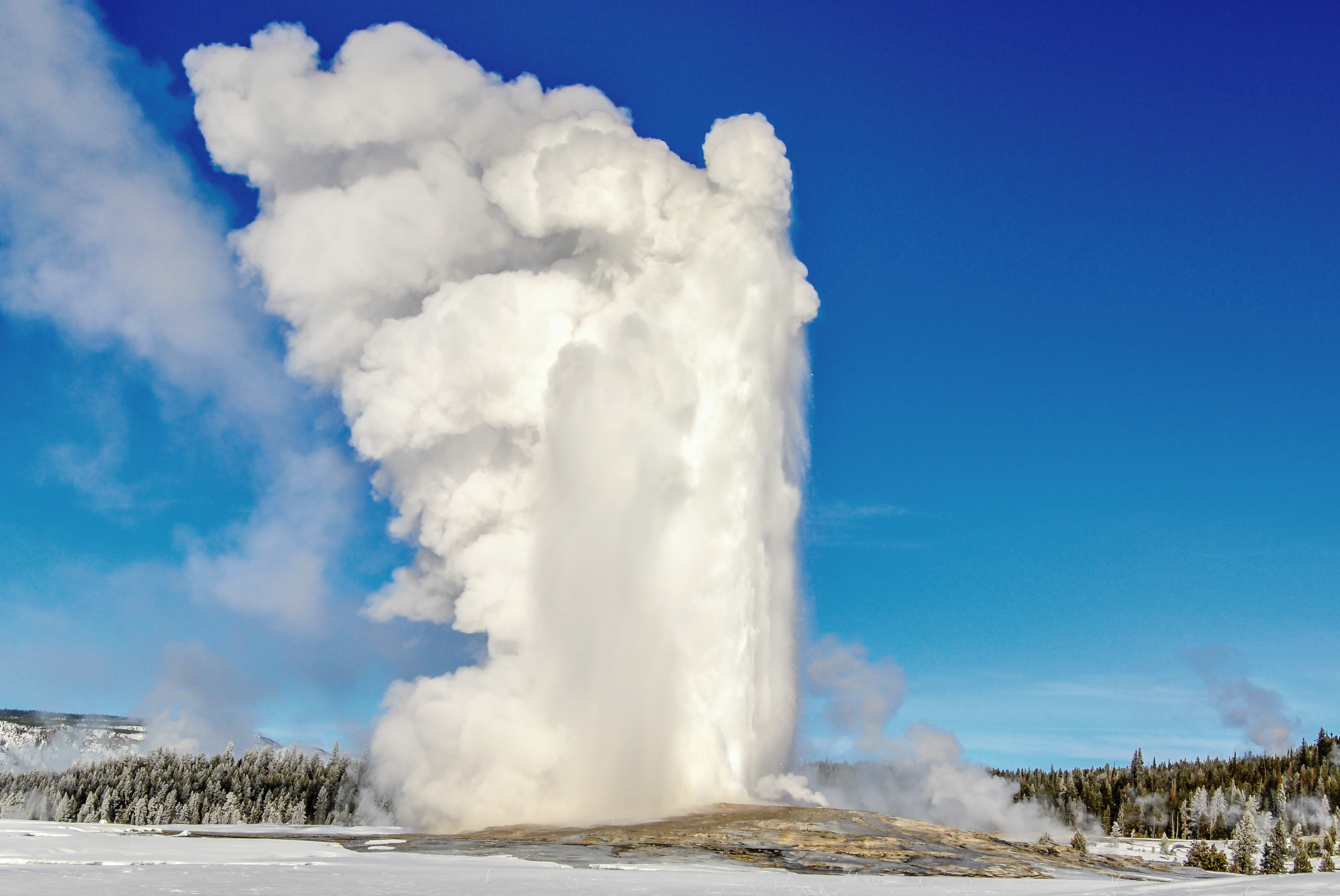 old faithful geyser