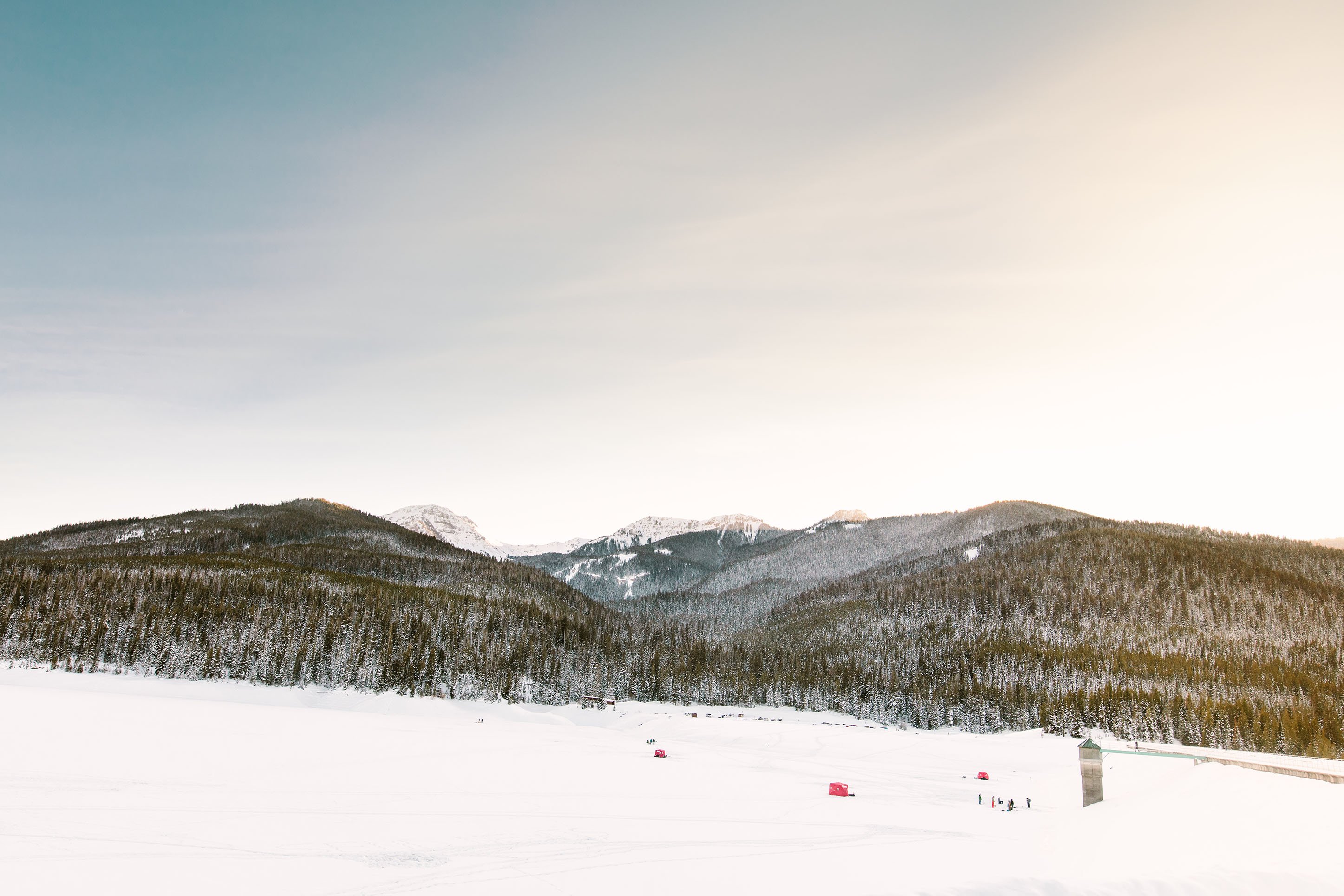 CVB_ice-fishing-guide-blog3