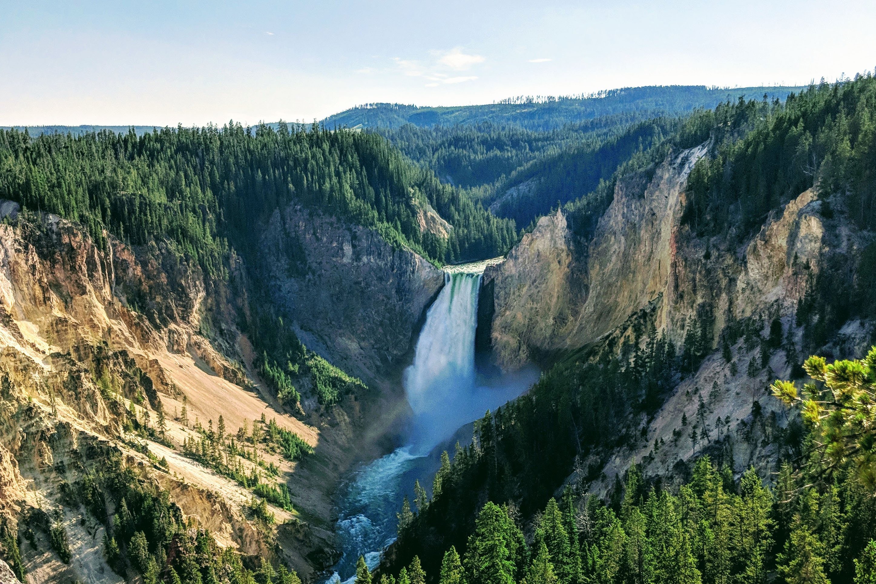photo of the grand canyon of yellowstone